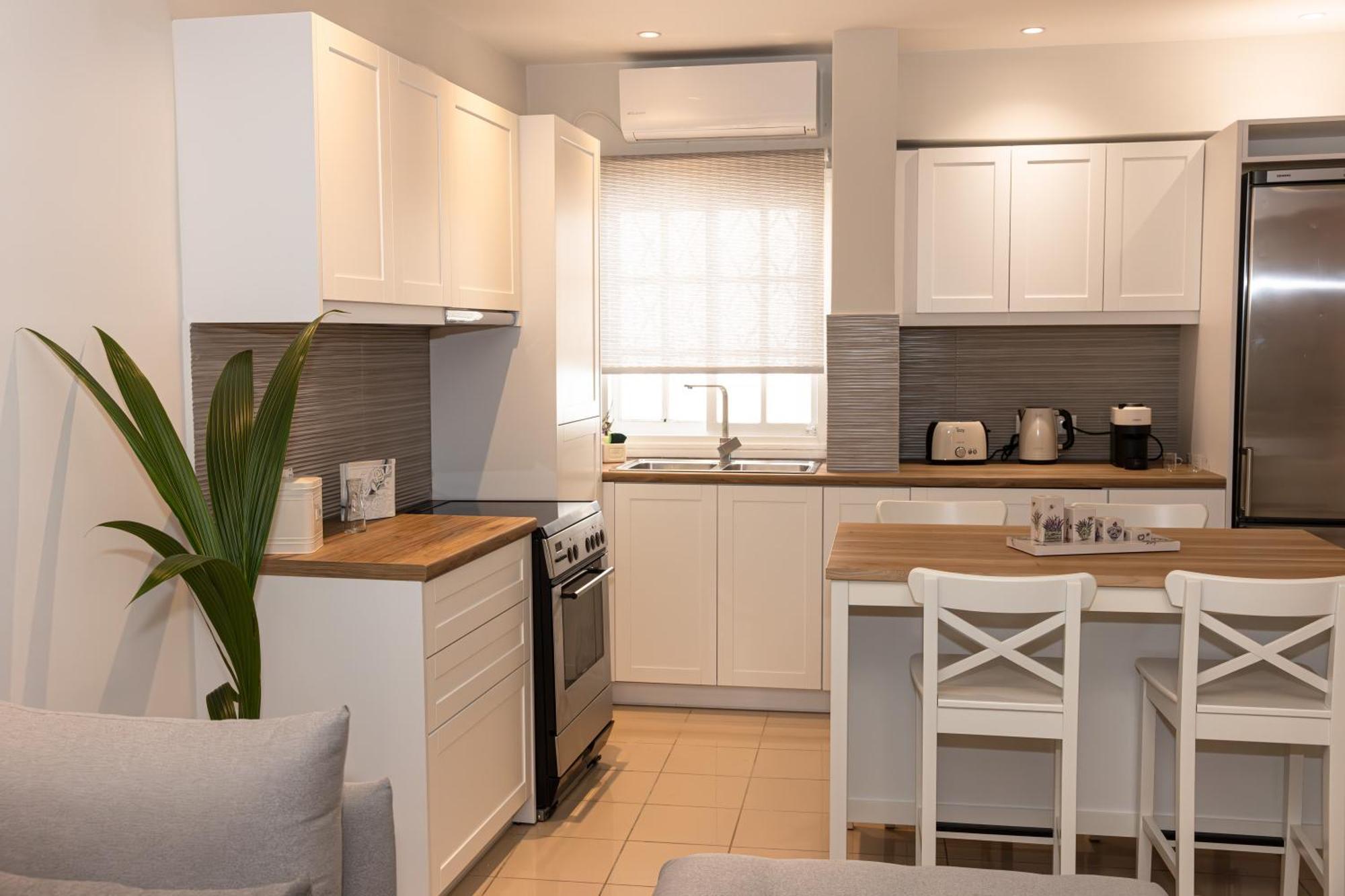Lycabettus Apartament *